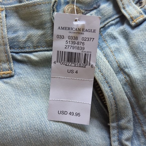 NWT FRAYED Light Wash American Eagle High Wasted Jean Shorts 4 Embroidered - Picture 2 of 6